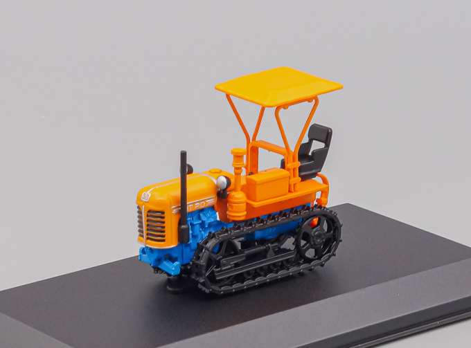 ДТ-20В гусеничный, Тракторы 71, оранжевый / голубой