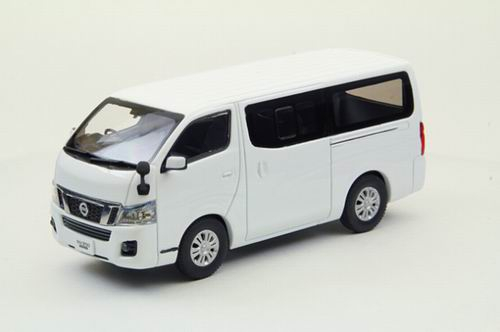 NISSAN NV350 CARAVAN 2012, White