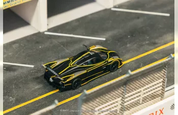 PAGANI Huayra R, black/silver