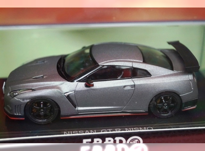 NISSAN GT-R R35 NISMO, dark mat.gray