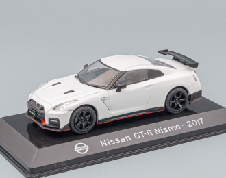 NISSAN GT-R Nismo, white