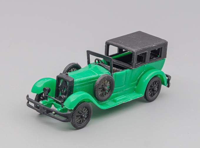 ISOTTA FRASCHINI (1926), green / black