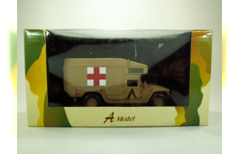 HUMMER H1 medical, sand