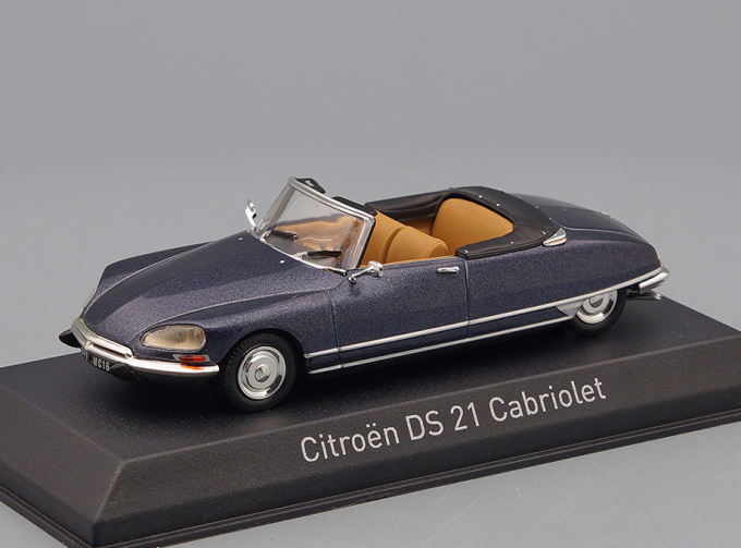 CITROËN DS21 Cabriolet (1971), crépuscule blue