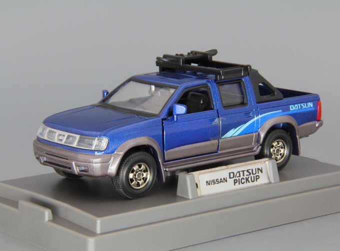 NISSAN Datsun Pick-Up, blue