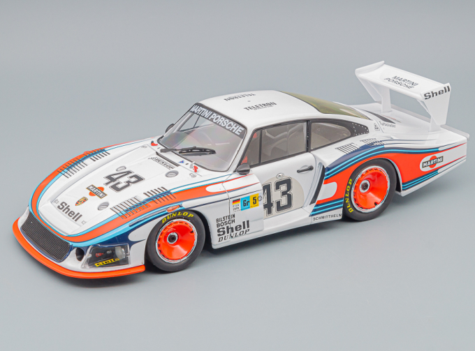 Porsche 935 Moby Dick "Martini" - LeMans 1978