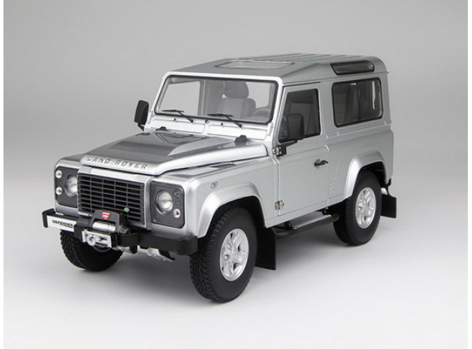 Land Rover Defender 90 (indus silver)