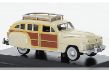 CHRYSLER Town & Country Woody Wagon (1942), beige