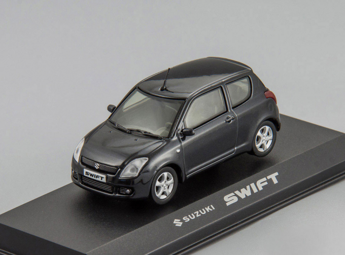 Suzuki Swift 2006 (cosmic black pearl metallic)