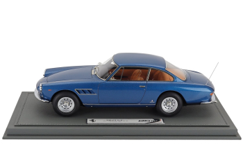FERRARI 330 Gt 2+2 S/n 7161 Gt - Personal Car Enzo Ferrari - (1965) - Con Vetrina - With Showcase, Blue Met