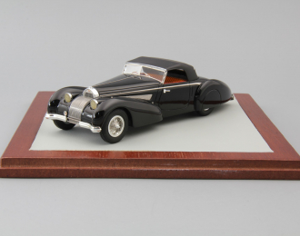 BUGATTI 57 Voll & Ruhrbeck Cabriolet Ferme (1939), black 
