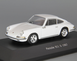 PORSCHE 911 S (1967), white