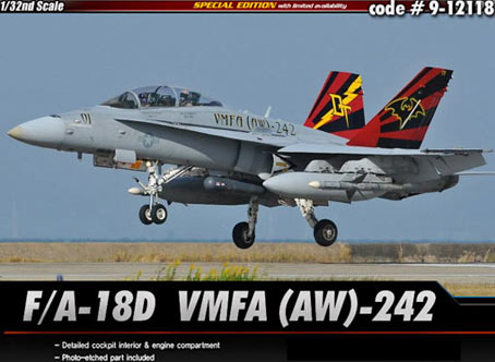 Сборная модель Самолет USMC F/A-18D "VMFA(AW)-242" LE: