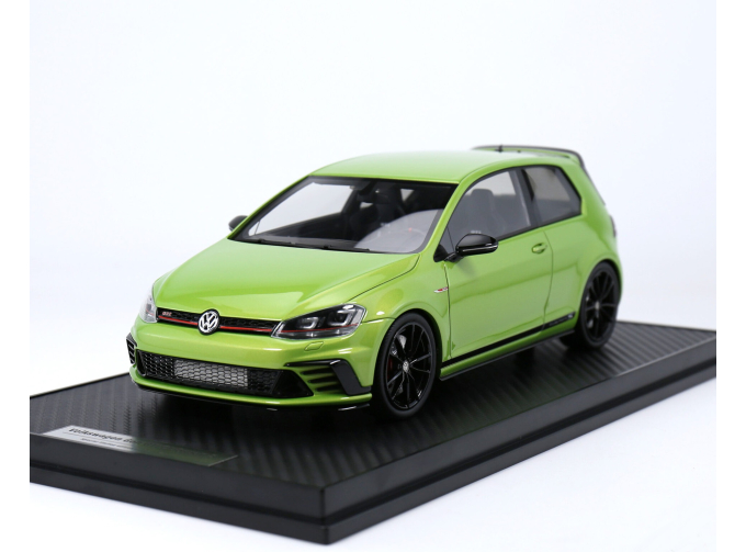 VOLKSWAGEN Golf VII GTI Clubsport S (2012), green