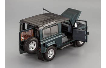 LAND ROVER Defender 90, antree green with black roof