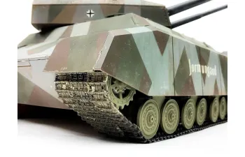 Сборная модель German Landkreuzer P-1000 'Ratte' - Scharnhorst 1944 Update