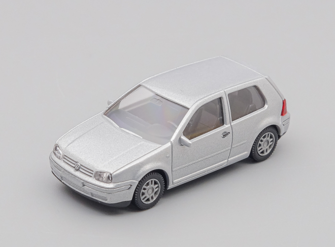 VOLKSWAGEN Golf, silver