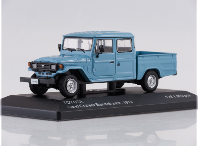 TOYOTA Land Cruiser Bandeirante Pick Up (1976), blue