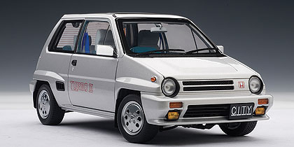 HONDA City Turbo II, SILVER WITH MOTOCOMPO IN YELLOW