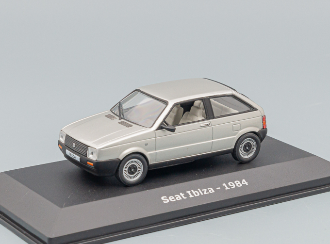 SEAT Ibiza (1984), silver