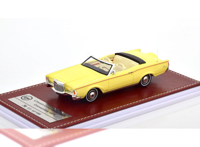 LINCOLN Continental Mark III Convertible (1971), light yellow