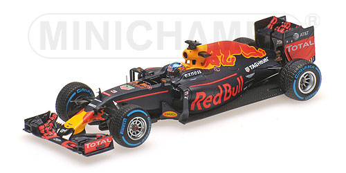 RED BULL RACING TAG HEUER RB12 - DANIEL RICCIARDO - BRAZILIAN GP 2016