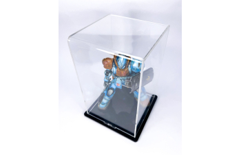 Бокс акриловый для фигур, 80х80х140, основание черный глянец