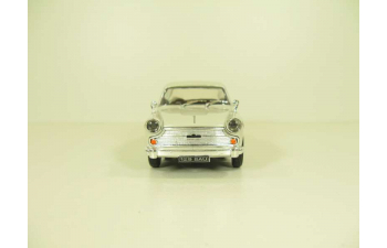 AUSTIN Cambridge A60, 251XPND 1:43, белый с красной полосой