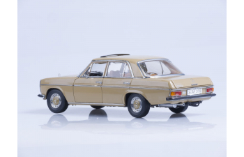 MERCEDES-BENZ Strich 8 Saloon, beige