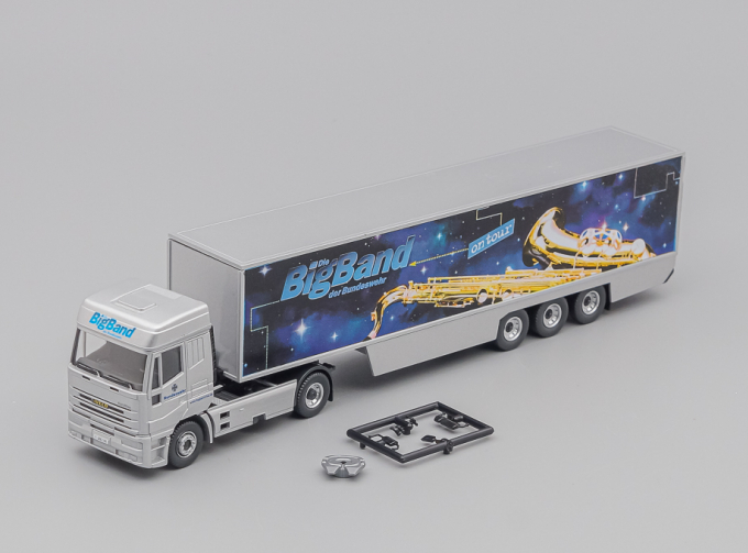 IVECO EuroStar Tractor / Trailer "Bundeswehr Big Band", silvermetallic / black / blue / gold