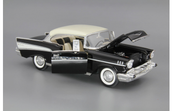 CHEVROLET Bel Air (1957), black / white