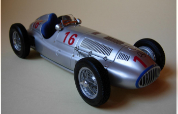 MERCEDES-BENZ W165 No 16 Winner of Tripolis (1939), silver