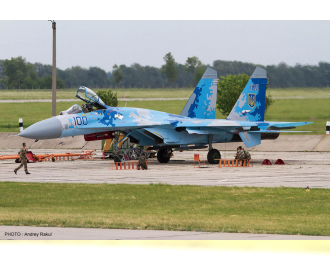 Сборная модель Su-27 Flanker Ukrainian Air Force Digi Camo Limited Edition