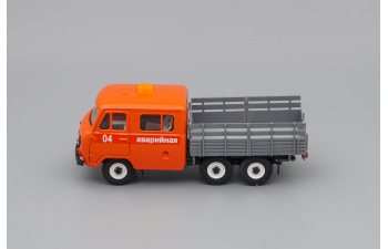 УАЗ 39094 3-х мостовый Аварийная, оранжевый / серый