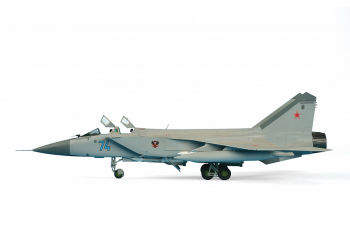 Сборная модель истребитель перехватчик МиГ-31