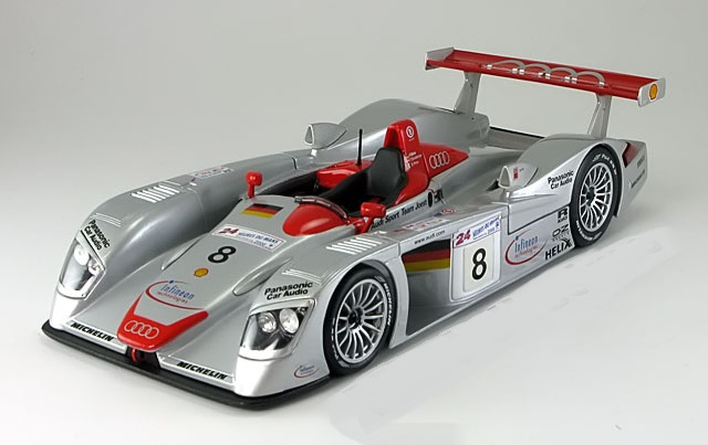 AUDI R8 №8 Winner 24h Le Mans, Biela/Kristensen/Pirro (2000)