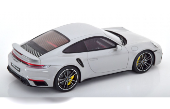 PORSCHE 911 (992) Turbo S, grey