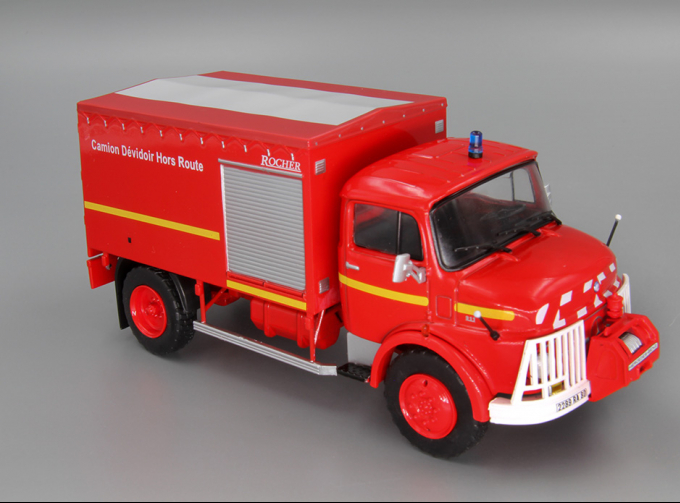 MERCEDES-BENZ LAF911 Des sapeurs pompiers de la Somme