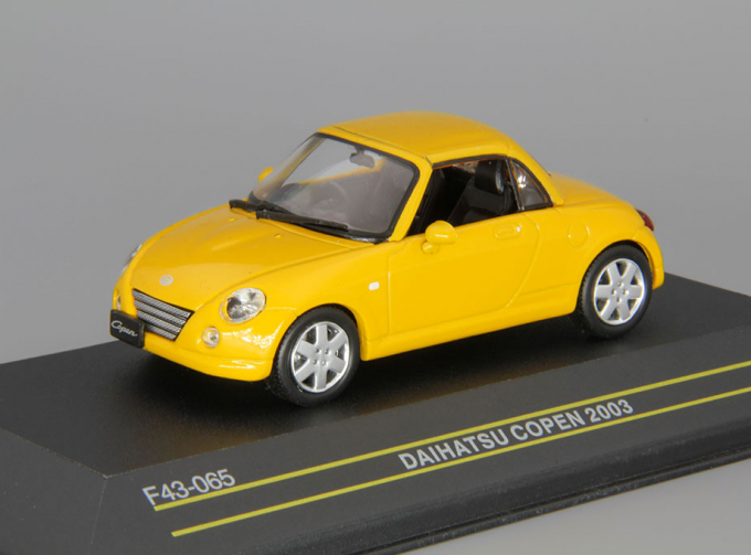 DAIHATSU Copen (2003), yellow