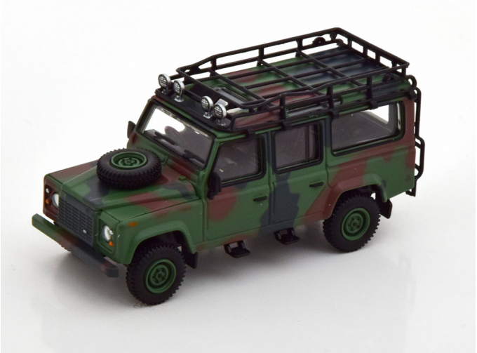 LAND ROVER Defender 110, camouflage