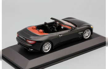 MASERATI Gran Cabrio 2010, black metallic