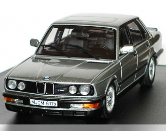 BMW M5 E28 (1981), grau met.