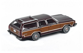 FORD LTD Country Squire (1979), dark red / wood decor