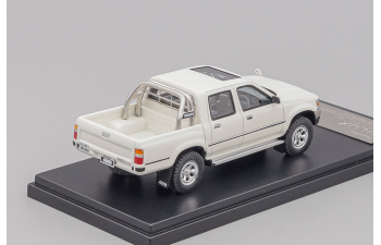 TOYOTA Hilux 4WD Pick Up SSR-X 1992, white