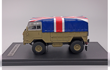 LAND ROVER 101 Forward Cotrol (1968-1978), matt khaki / union jack