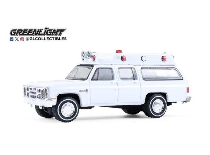 CHEVROLET Suburban K20 Custom Deluxe Ambulance 1983 White