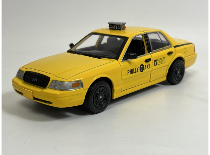 FORD Crown Victoria "Philly Taxi" (из к/ф "Крид"), (1999)