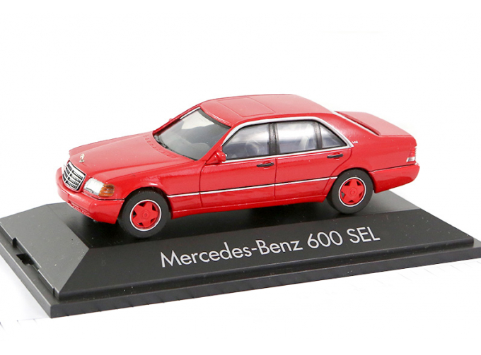 MERCEDES-BENZ 600 SEL 1991 W140, red