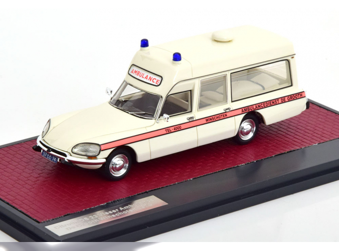 CITROEN DS23 Visser Ambulance (1974), creme