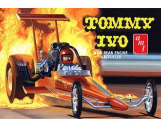 Сборная модель Tommy Ivo Rear Engine Dragster, plastic modelkit